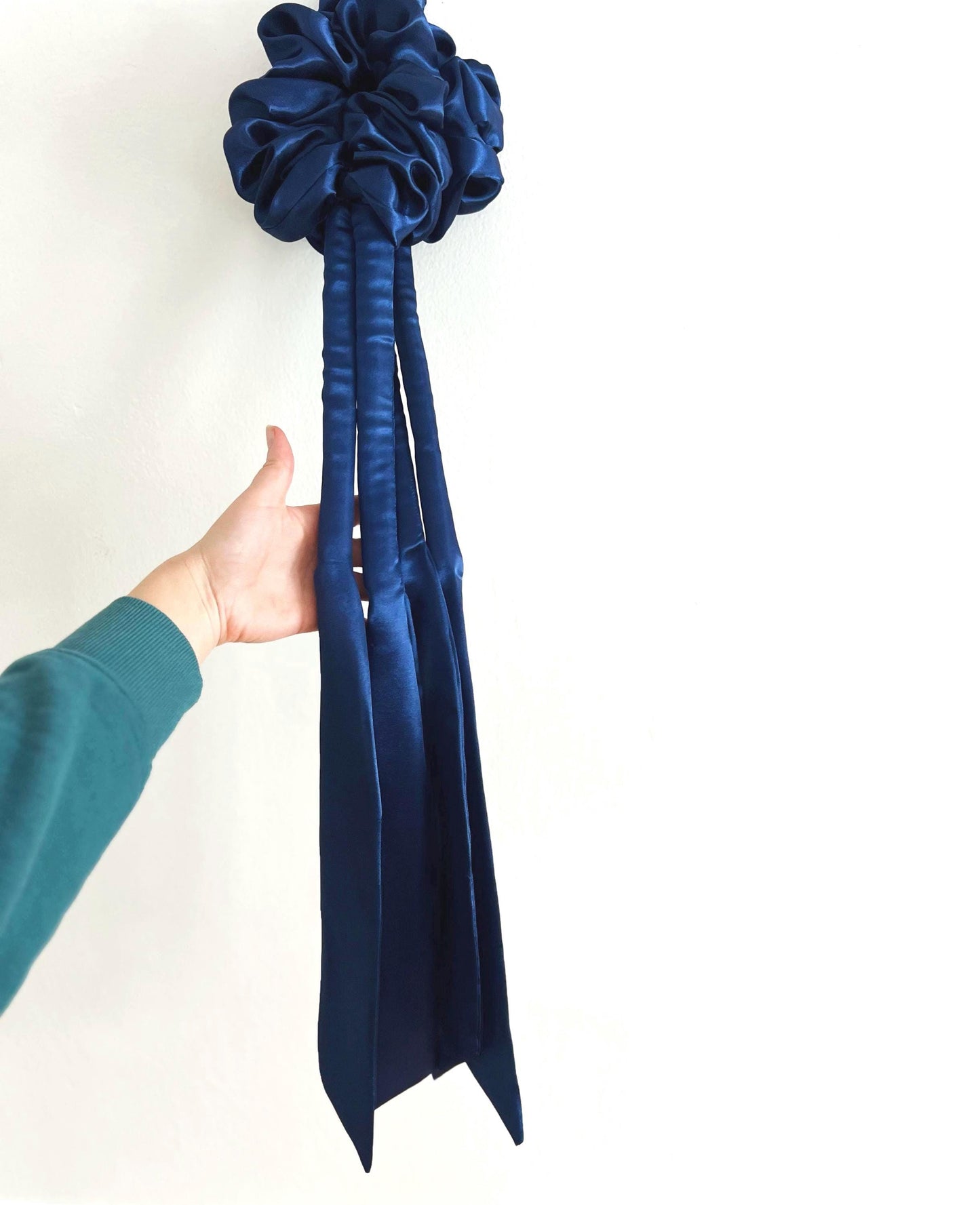 Satin Hair Curler Ribbon: Heatless Overnight Curl Roller with Scrunchie