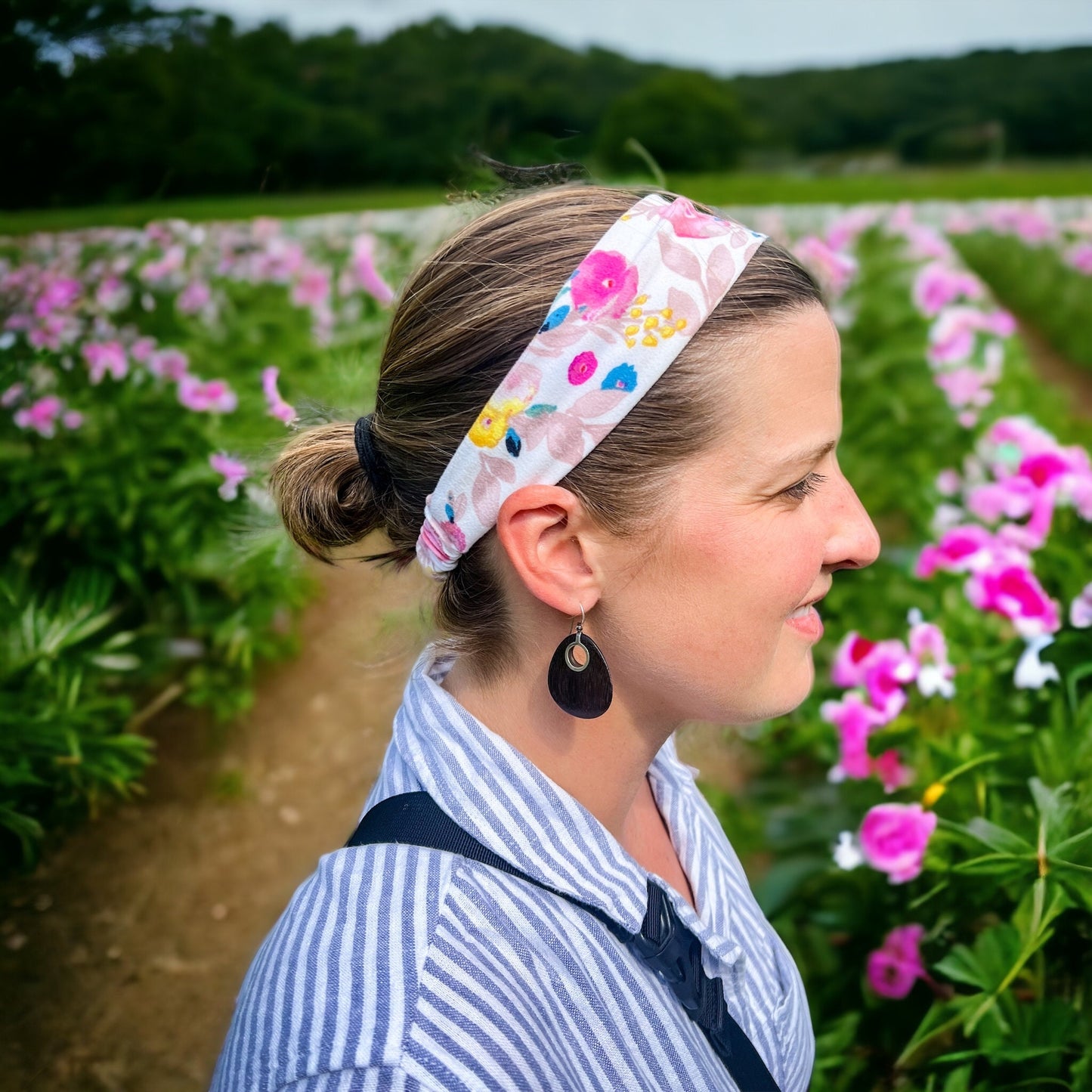 Handmade Floral Headband: Stretchy Knit Turban for Women