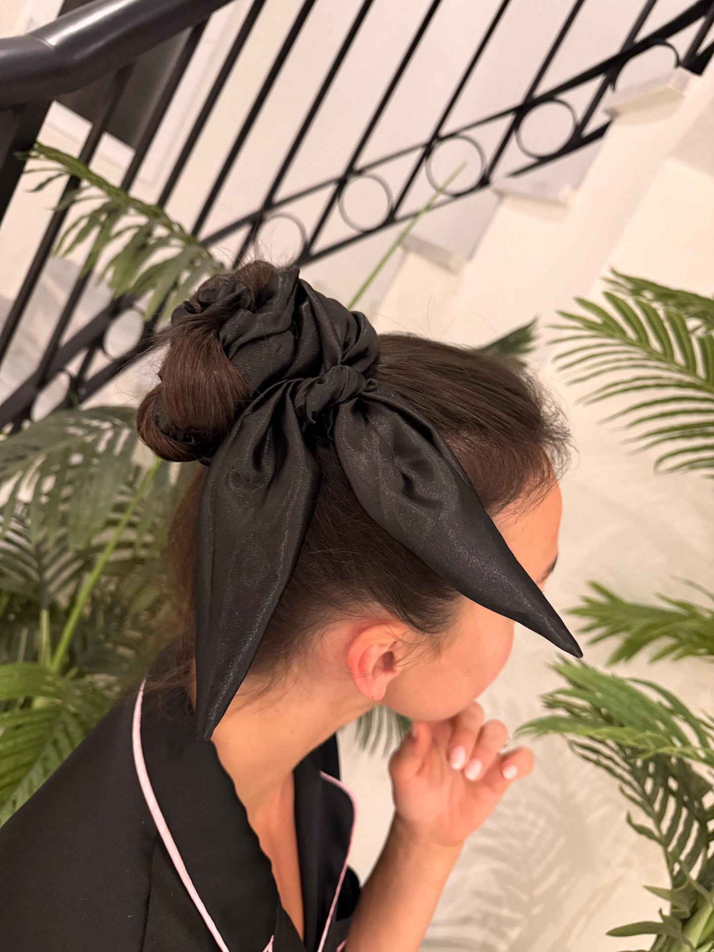 Heatless Hair Curler: Overnight Curls with Scrunchie Curler Easy and Fast Way To Curl Your Hair Simple To Use Simple To Sleep Soft Fabric