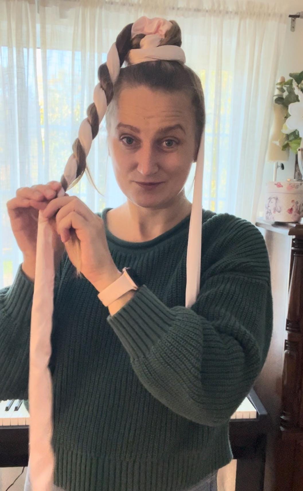 Silky Scrunchie Hair Curler, Heatless Overnight Curls