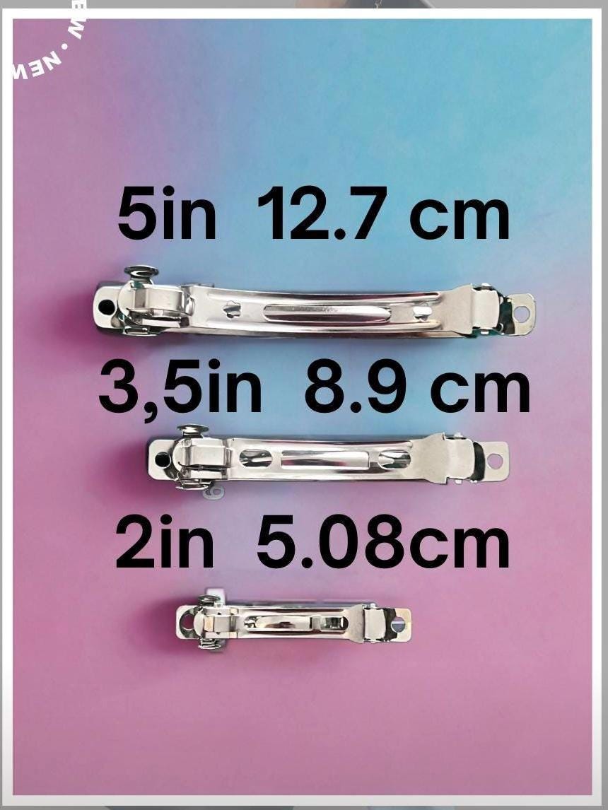 Multi-Size Scrunchie Barrettes – Available in 5-inch, 3.5-inch, and 2.5-inch sizes, these scrunchie barrettes offer a perfect fit for any hairstyle. Choose the size that suits your look best!